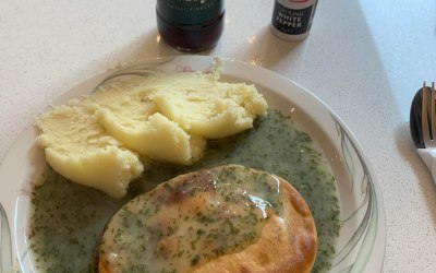 Polly’s Pie and Mash 4