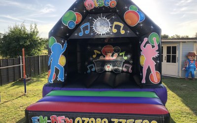 Em Ben Disco bouncy castle/disco domes 
