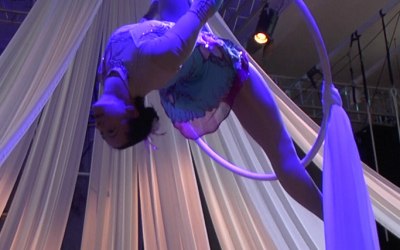 Lisa Whitmore performing solo on the aerial hoop