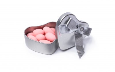 gared Almonds  Wedding Favours