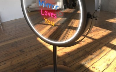 Luxury Beauty Mirror Booth