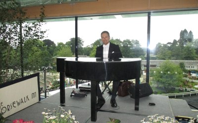 Performing at Royal Ascot with my Black Portable Piano 