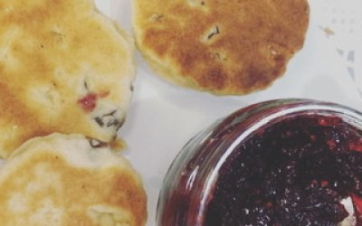 Welsh cakes with homemade fruits of the forest jam 