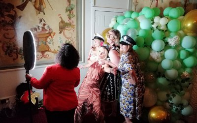Photobooth hire and balloon wall hire
