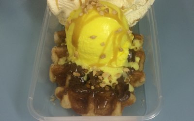 Lemon Ice & Vanilla Ice Cream Waffle
