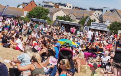 Planning a large festival, we have a fleet of bars