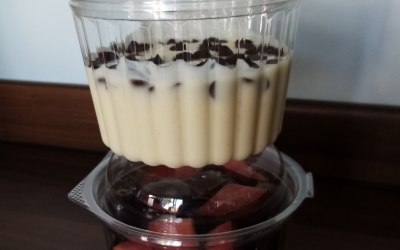 Tasty's Purple Mix Fruit Pot & Chocolate & Vanilla Yogurt Pot