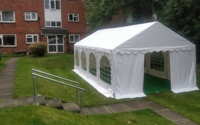 Marquee hire 4x8 m 