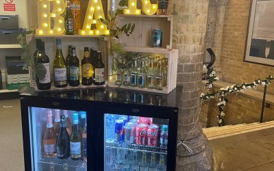 Bottle fridge / back bar display