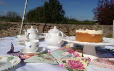 Afternoon tea with friends in the garden