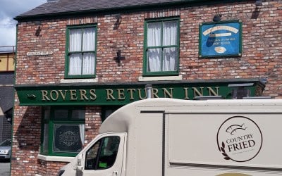 A quick pint! Enjoying our time on Coronation St