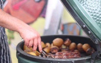 big-green-egg-cooking.jpg