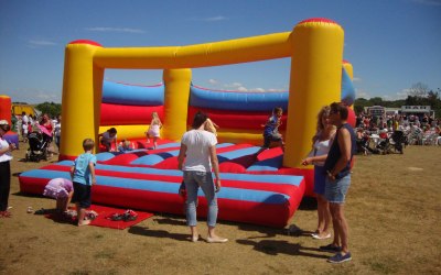 adult-large-castle-2.jpg adult-large-castle-2.jpg