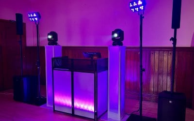 Non white booth wedding set up