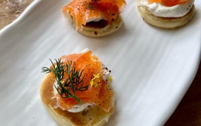 Blinis with sumac cured salmon
