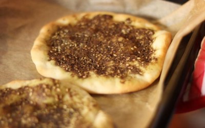 Lebanese thyme pizza: Man'ushe