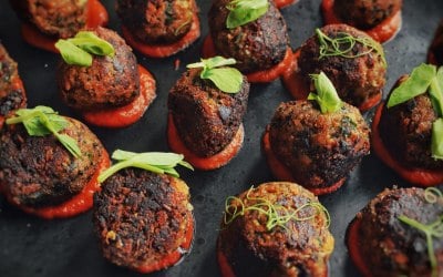 Canapés: Auberballs