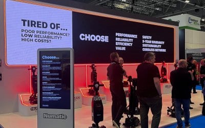 Multiple LED Displays and Touchscreens for Exhibition Stands