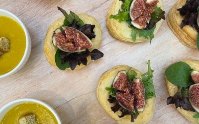 Veggie soup Vs Goat Cheese with salad & fig