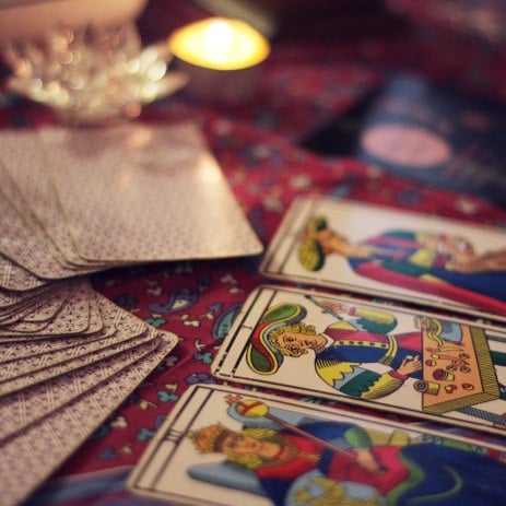 Palm reader & Tarot reader Hire