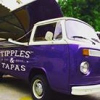 Bring the party straight to you in a VW vintage bar. Mobile Bar, Cocktail Bar, Champagne Bar, Mocktail Bar or even a DJ Booth, the choice is yours. Vintage VW Mobile Bar