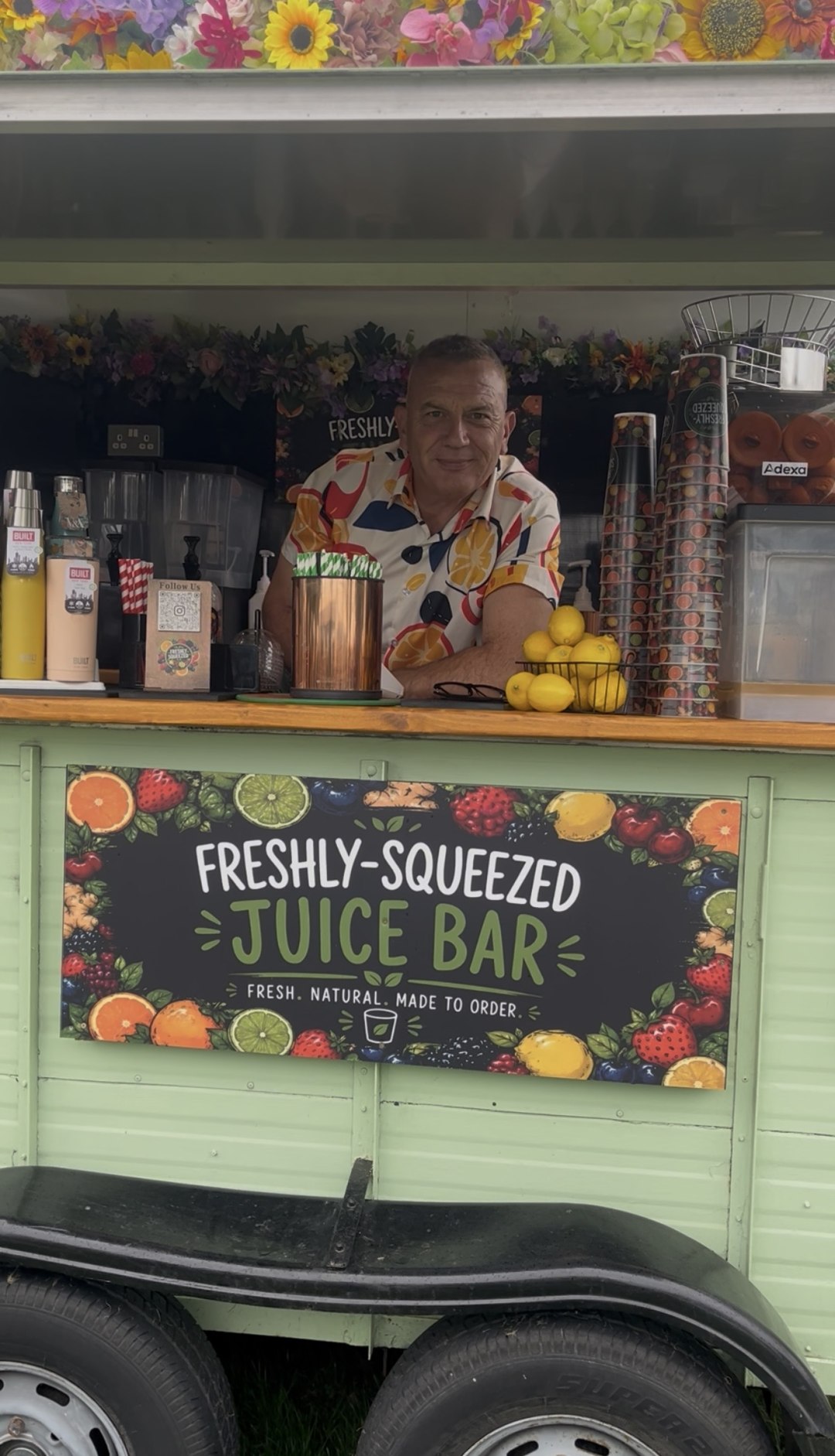 lemon-lee.with-drink-in-horsebox.jpeg lemon-lee.with-drink-in-horsebox.jpeg