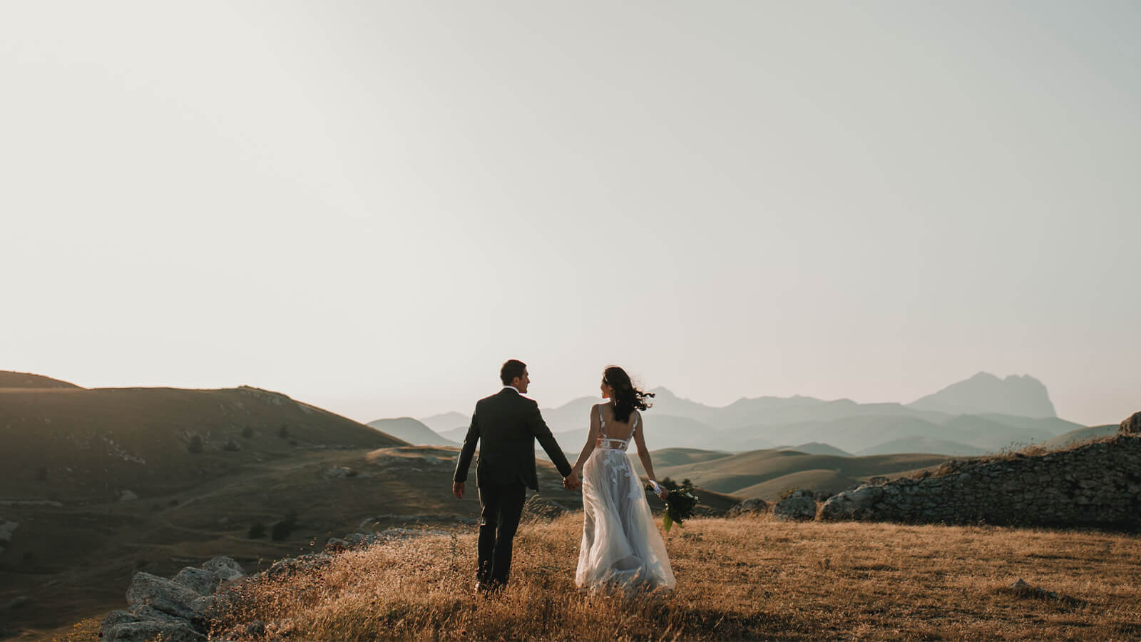 How much does a wedding photographer cost? Learn more about hire prices as well as other key things to consider for your big day.