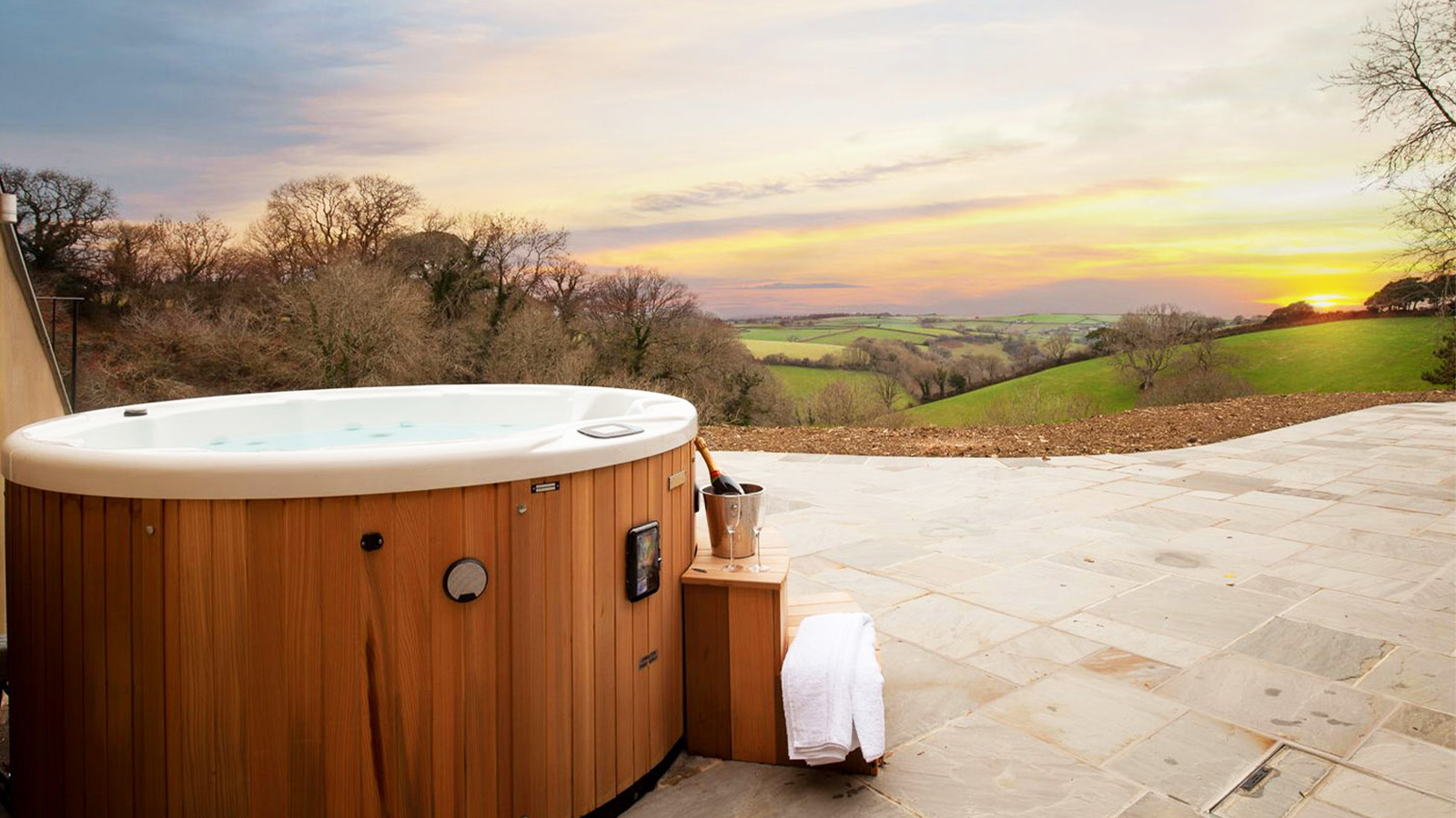 2021 S Best Hot Tub Hire London Add To Event