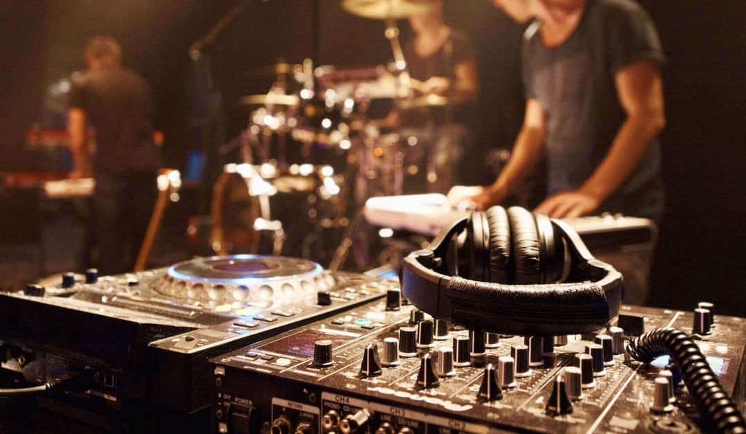 DJ Hire Prices Average Costs in 2024 Add to Event Blog