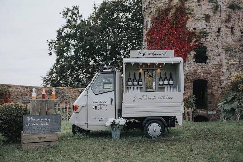 Mini vintage prosecco van from Prosecco Pronto