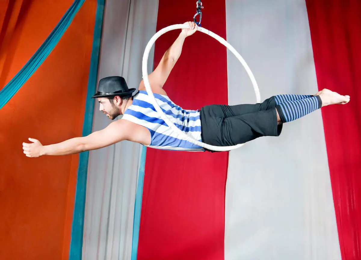 Amaze guests with daring and dazzling circus acts that will be sure to set your event apart from the rest.