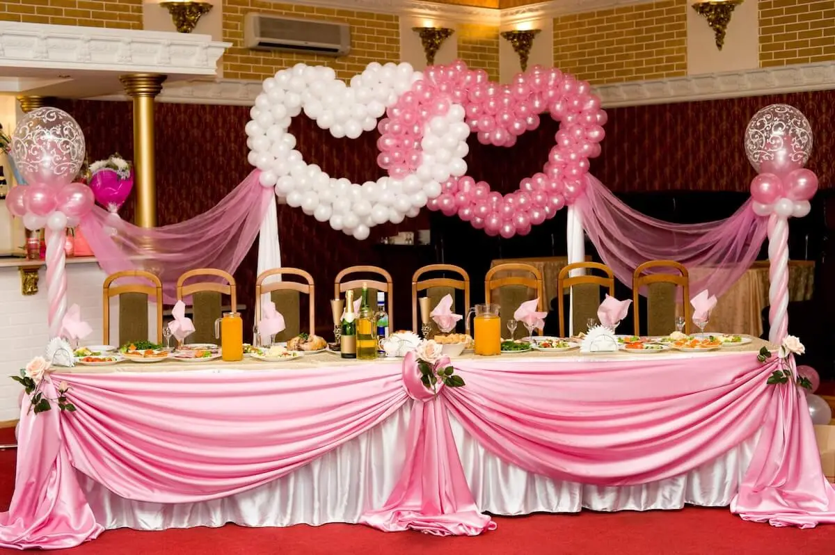 Balloon decorations are a fantastic way to tie an event together and present a theme or message.